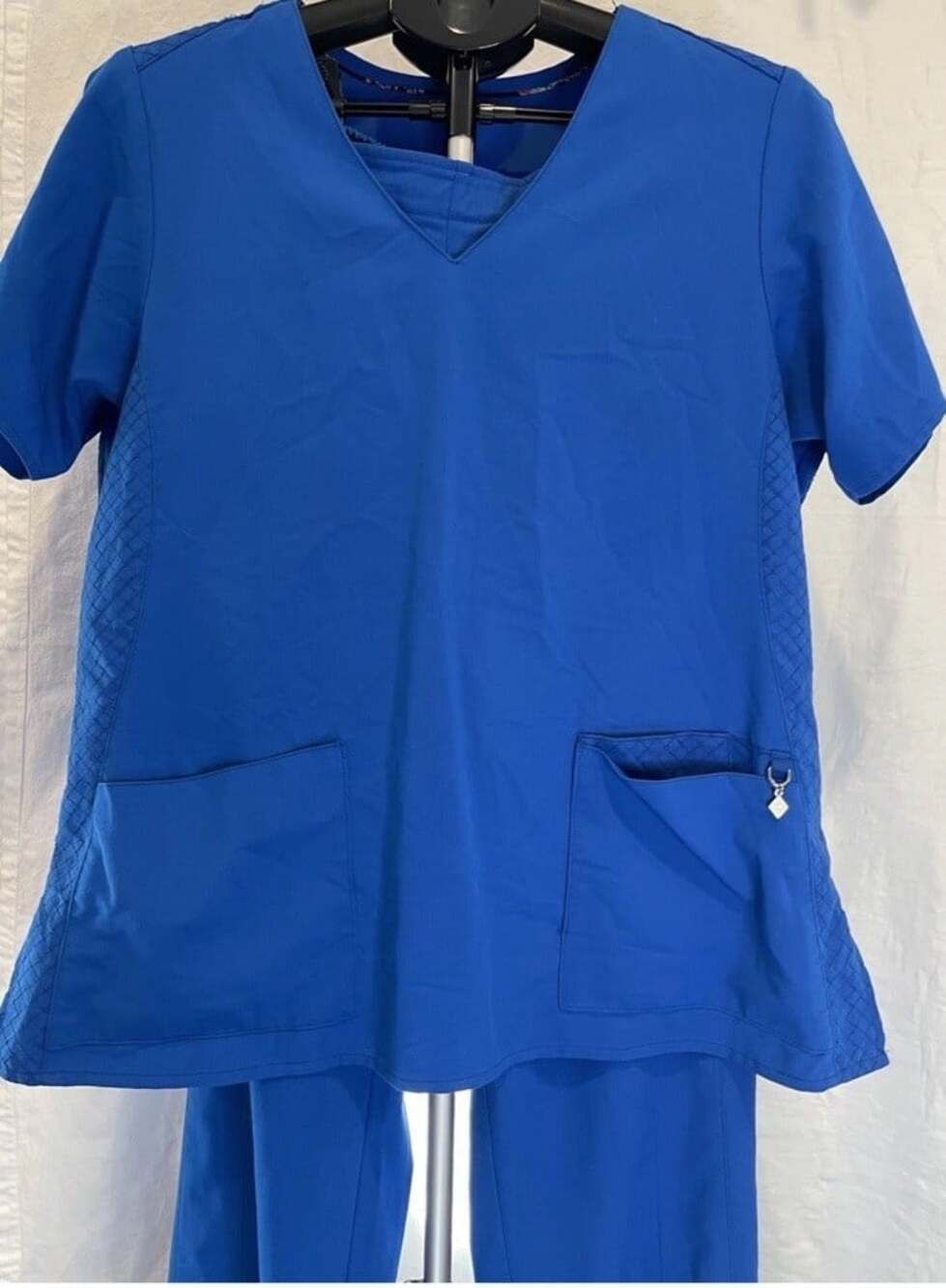 Women’s Vera Bradley Scrub Medical Set Top & Pant Electric Blue Women's Small